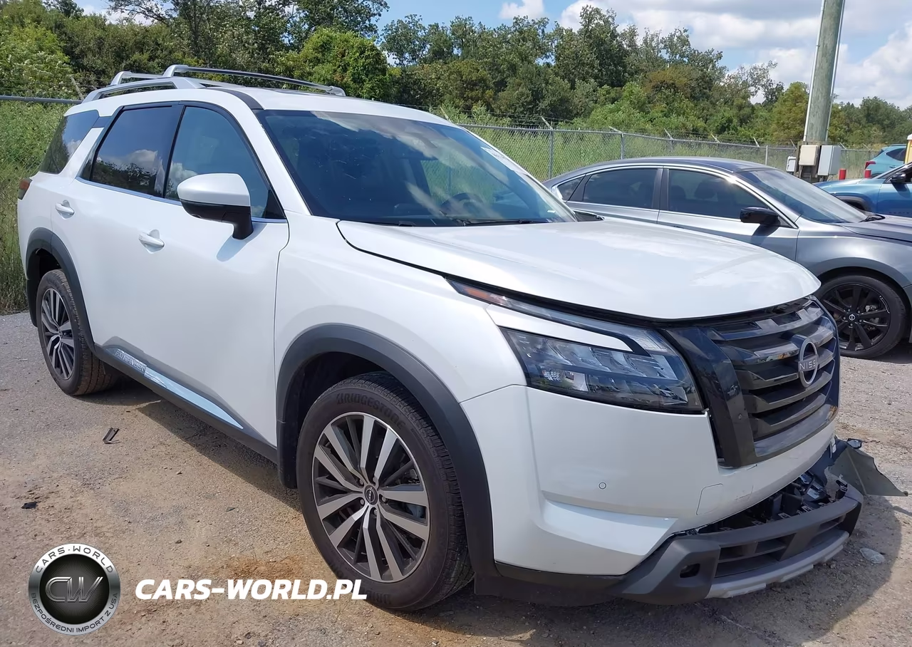 2025 Nissan Pathfinder Platinum Fwd