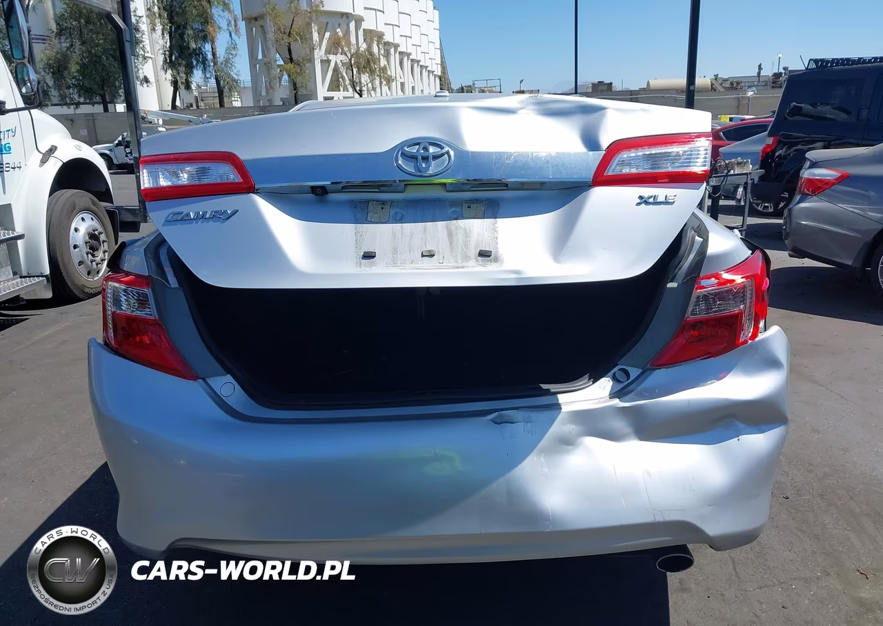 2014 Toyota Camry Xle VIN:4T4BF1FK7ER358283 - 16