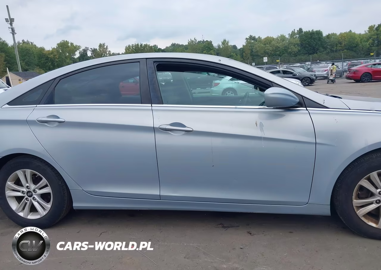 2013 Hyundai Sonata Gls VIN:5NPEB4AC6DH716796 - 12