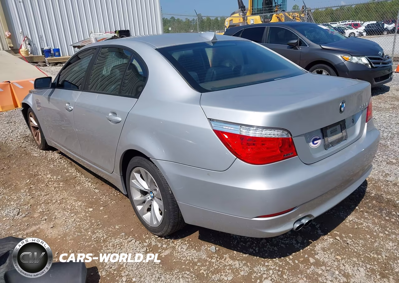 2009 BMW 5 Series 528I VIN:WBANU53559C121842 - 3