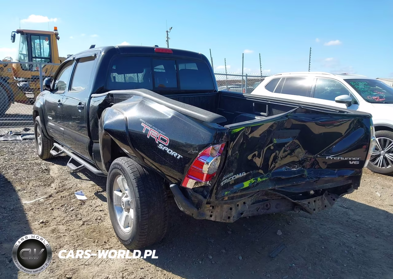 2011 Toyota Tacoma Prerunner V6 VIN:5TFKU4HN4BX001537 - 3