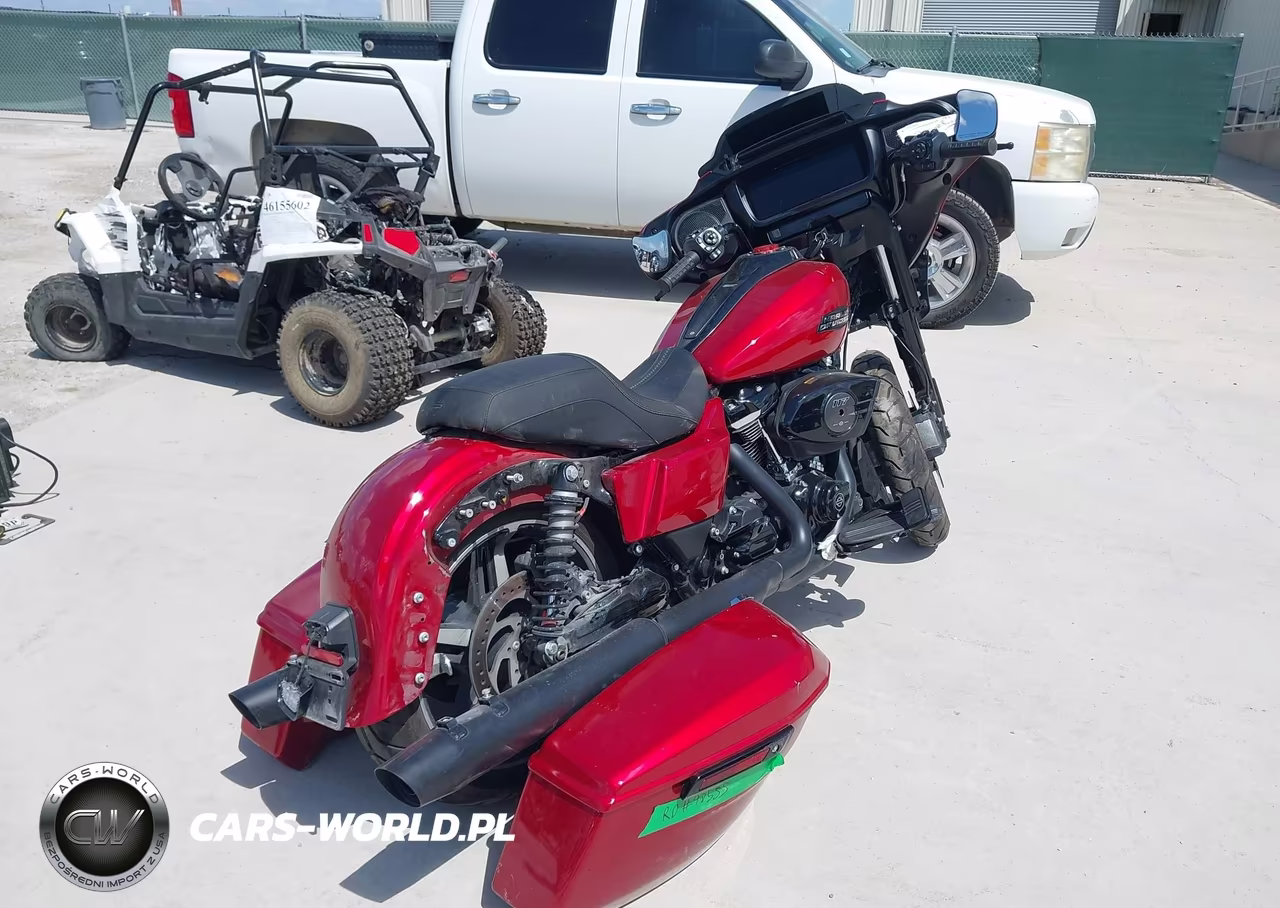 2025 Harley-Davidson Flhx VIN:1HD1KB718SB637300 - 4