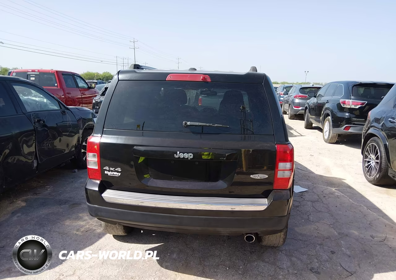 2017 Jeep Patriot High Altitude 4X4 VIN:1C4NJRFB9HD205949 - 16