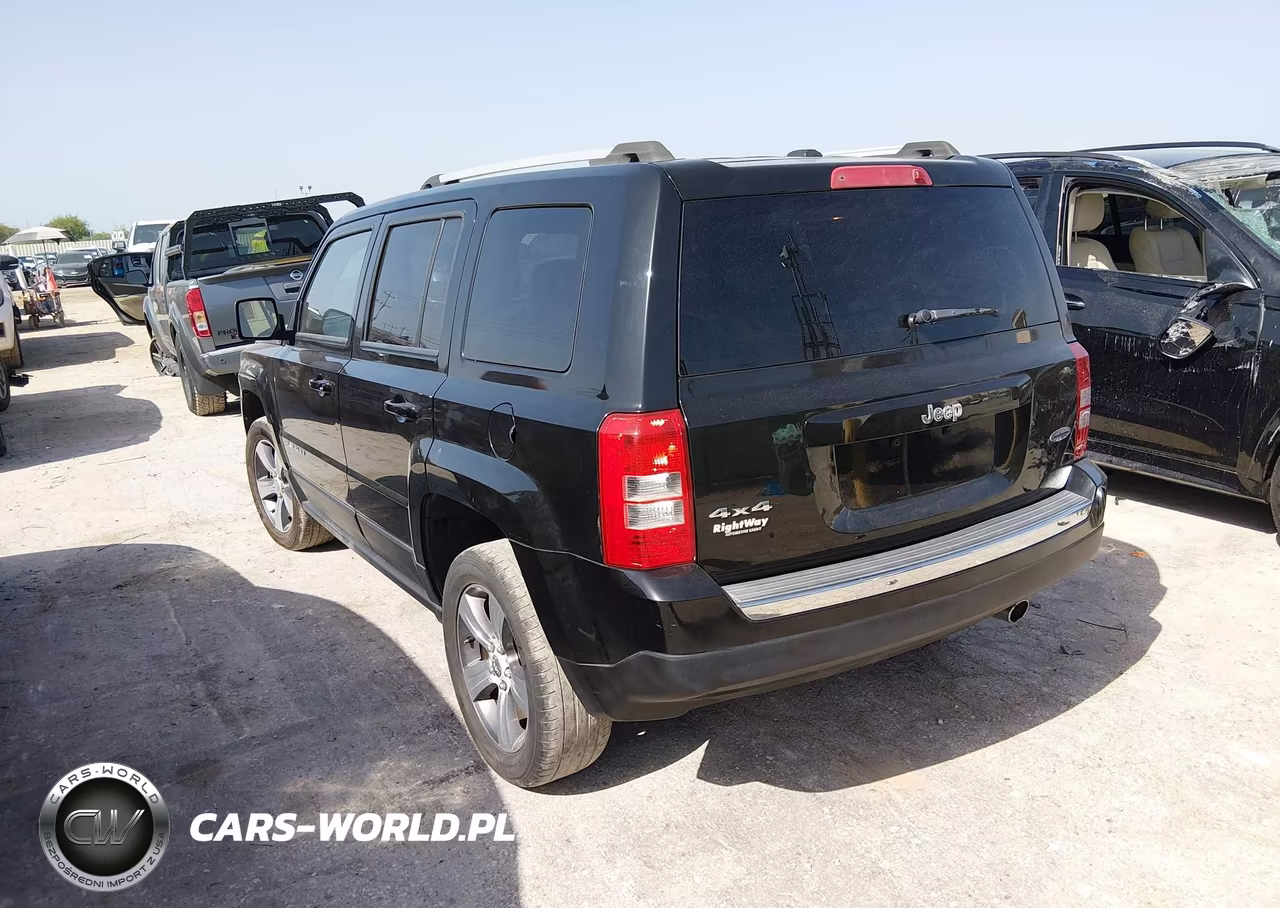 2017 Jeep Patriot High Altitude 4X4 VIN:1C4NJRFB9HD205949 - 3