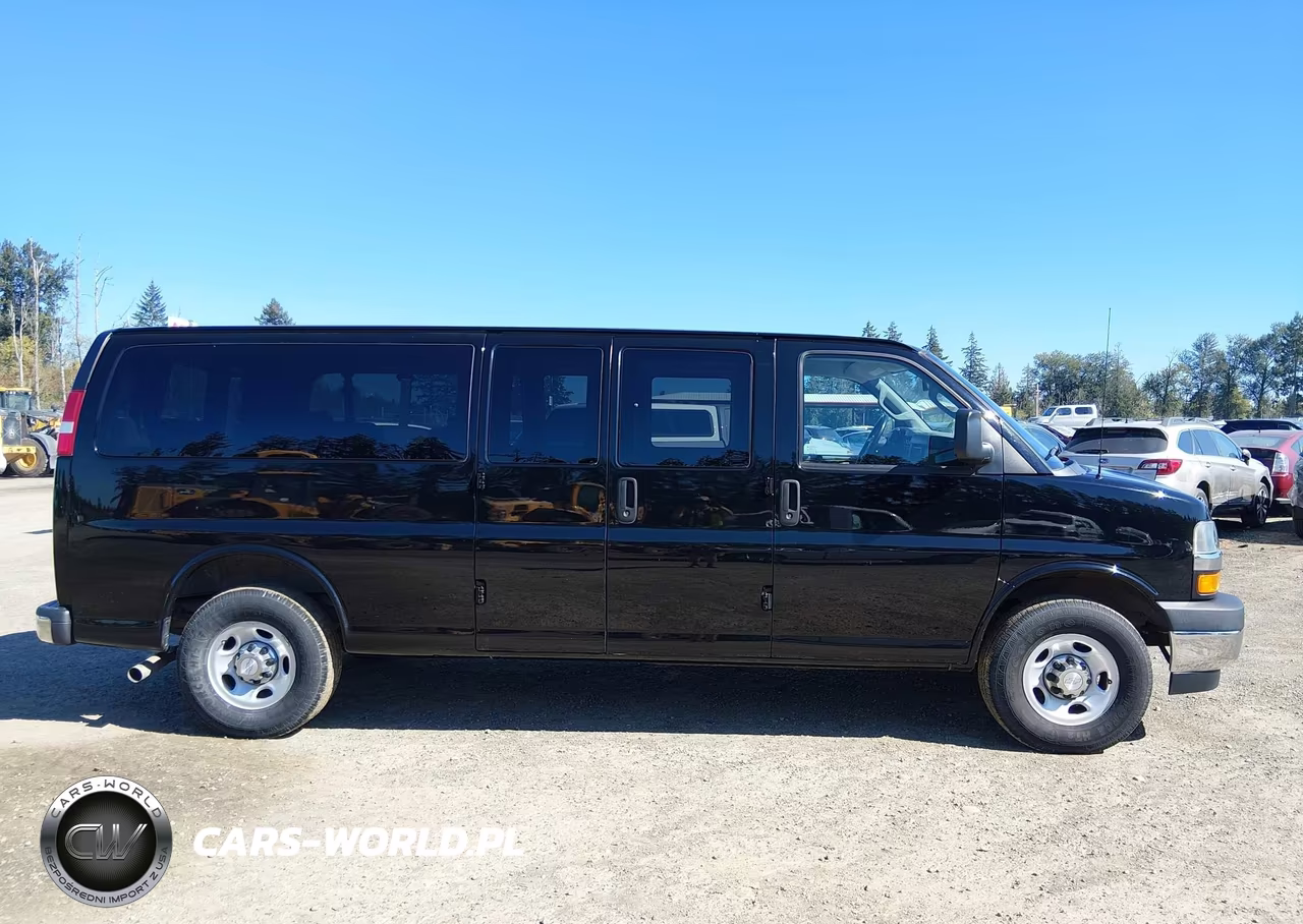 2018 Chevrolet Express 3500 Lt VIN:1GAZGPFG0J1299817 - 13