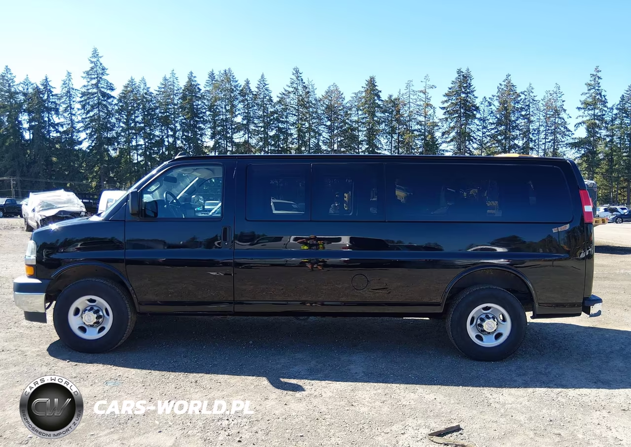 2018 Chevrolet Express 3500 Lt VIN:1GAZGPFG0J1299817 - 14