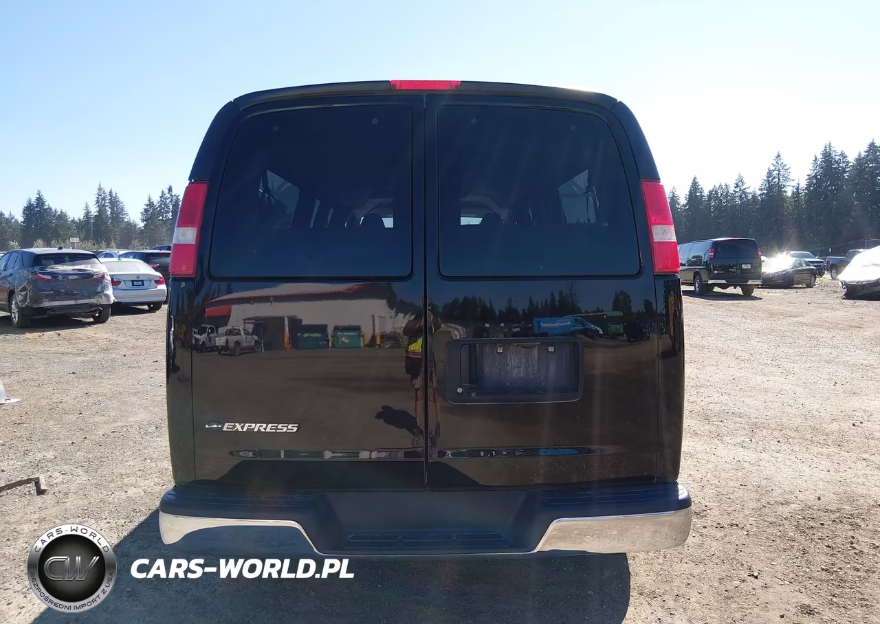 2018 Chevrolet Express 3500 Lt VIN:1GAZGPFG0J1299817 - 16