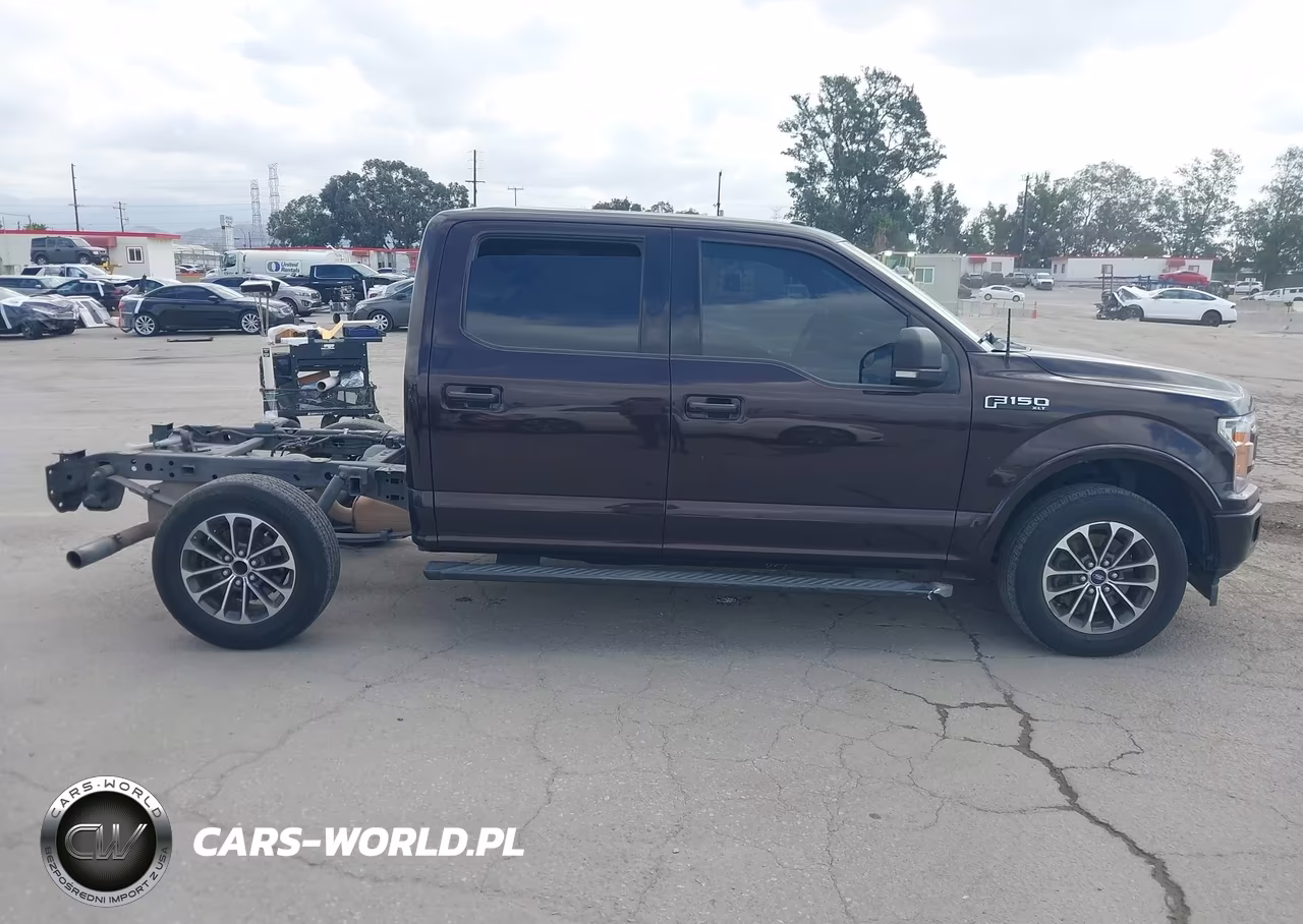 2018 Ford F-150 Xlt VIN:1FTEW1CG4JKC53900 - 14