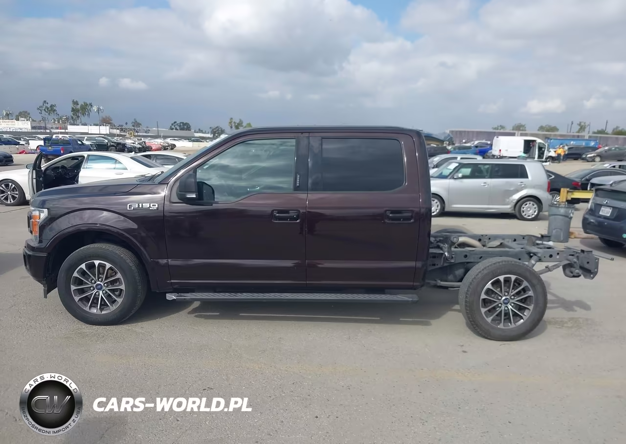 2018 Ford F-150 Xlt VIN:1FTEW1CG4JKC53900 - 15
