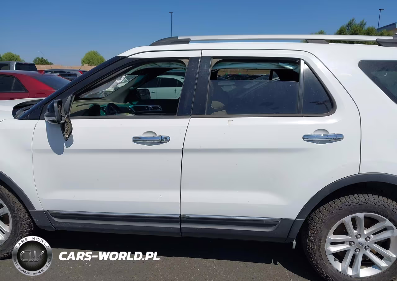 2015 Ford Explorer Xlt VIN:1FM5K7D86FGC64893 - 14