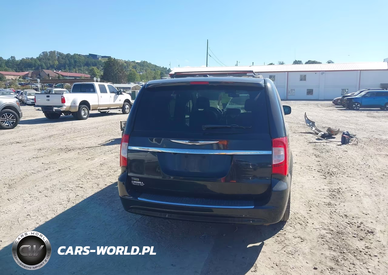 2012 Chrysler Town & Country Touring VIN:2C4RC1BG8CR240048 - 16