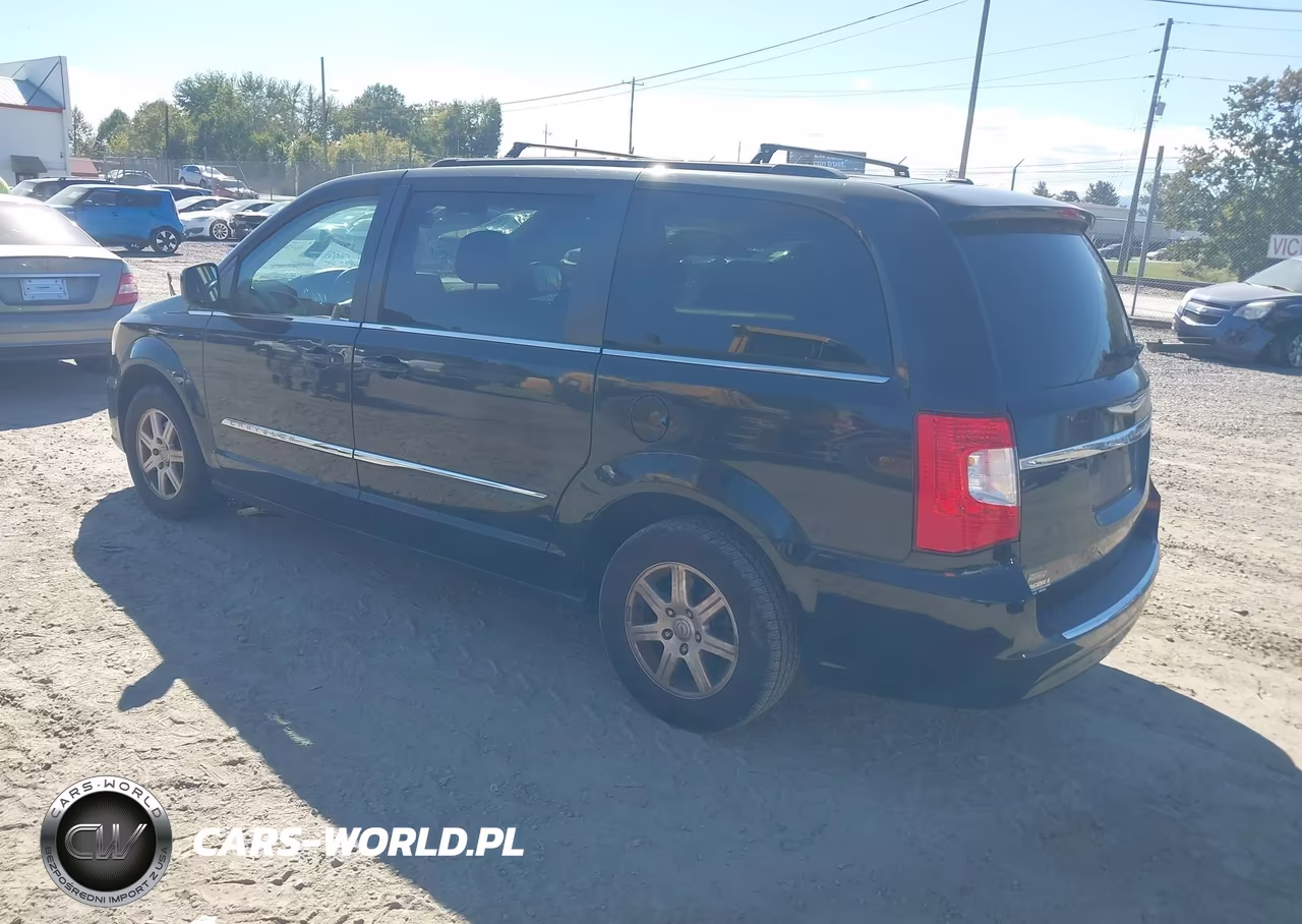 2012 Chrysler Town & Country Touring VIN:2C4RC1BG8CR240048 - 3