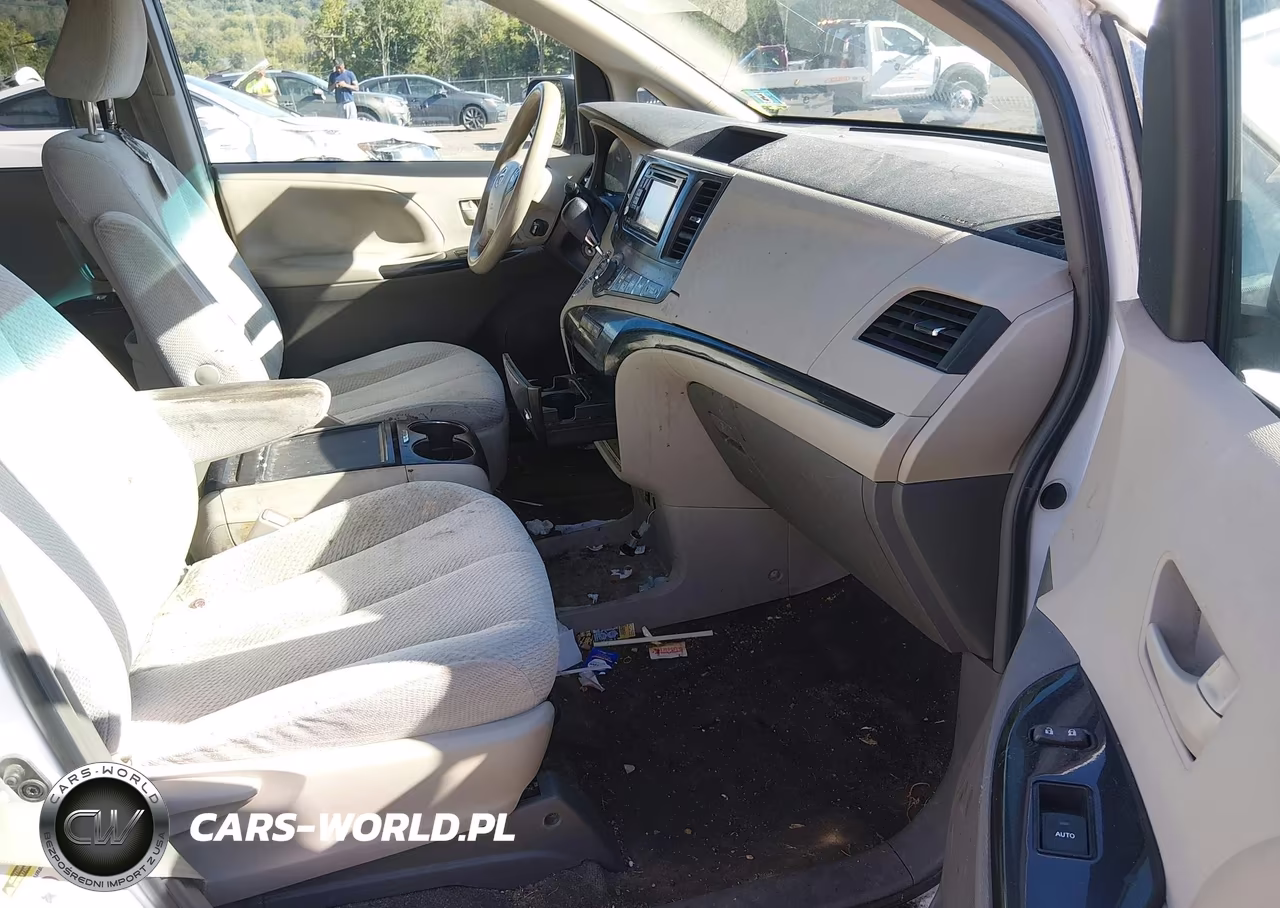 2013 Toyota Sienna Le V6 8 Passenger VIN:5TDKK3DC2DS329908 - 5