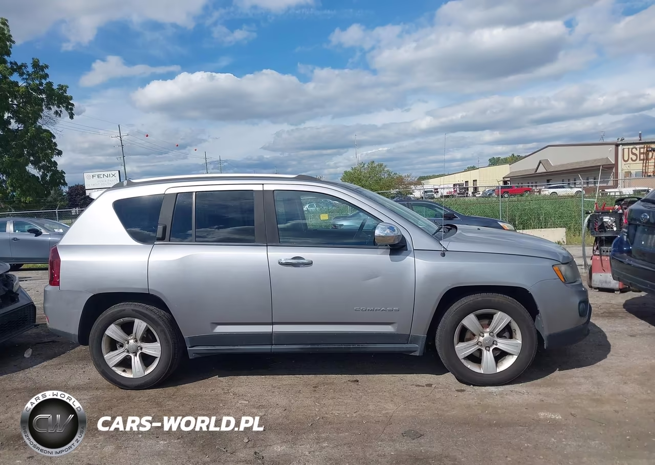 2016 Jeep Compass Sport VIN:1C4NJDBB7GD556480 - 13