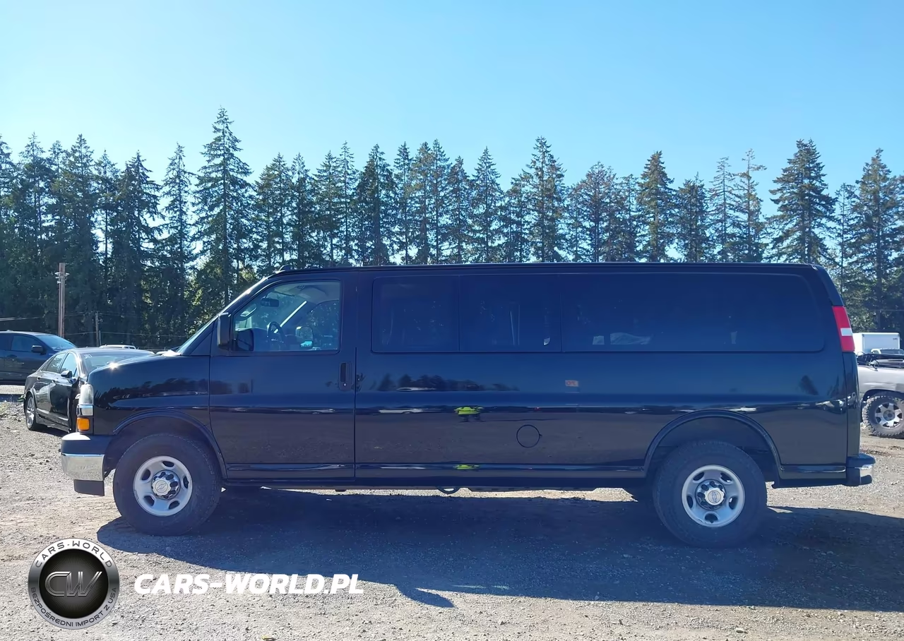 2018 Chevrolet Express 3500 Lt VIN:1GAZGPFG8J1299886 - 14