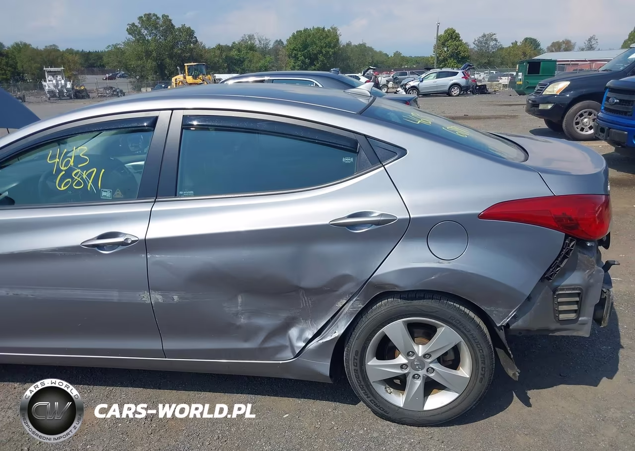 2013 Hyundai Elantra Gls VIN:KMHDH4AE1DU529950 - 13