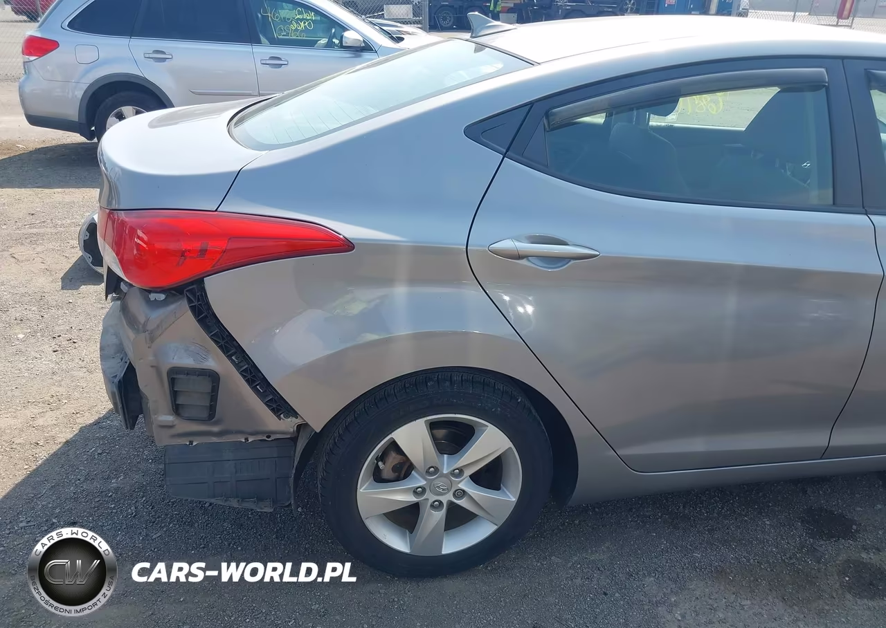 2013 Hyundai Elantra Gls VIN:KMHDH4AE1DU529950 - 15