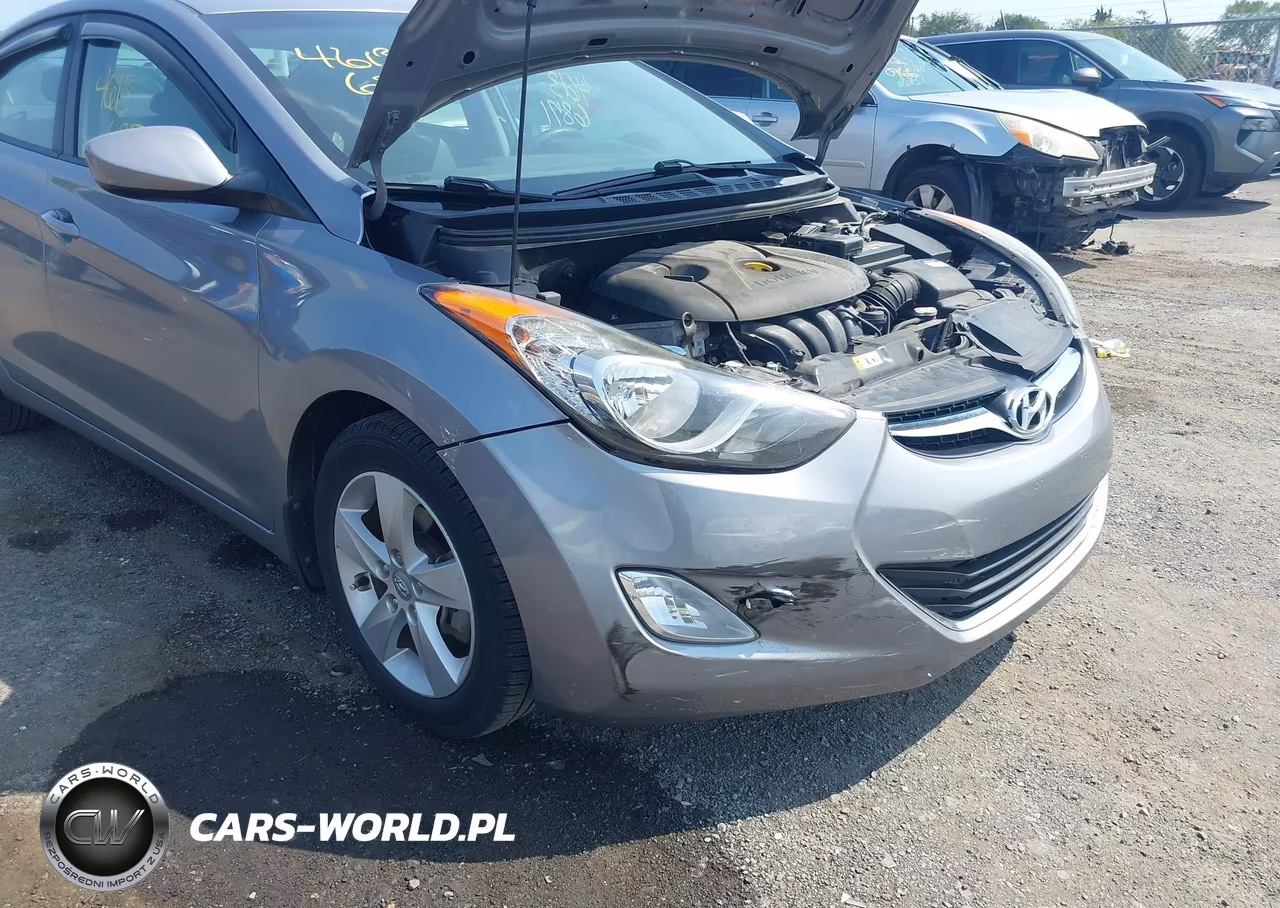 2013 Hyundai Elantra Gls VIN:KMHDH4AE1DU529950 - 16