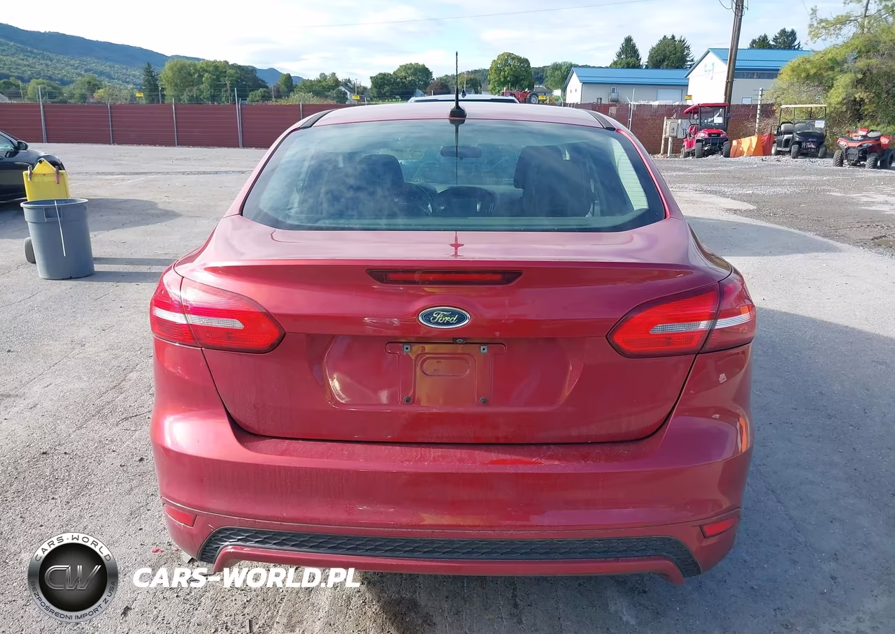 2015 Ford Focus Se VIN:1FADP3F20FL249855 - 16