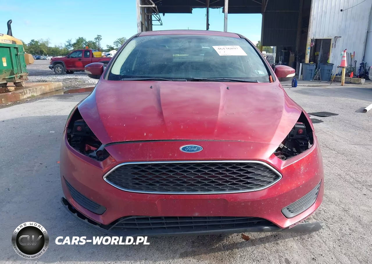 2015 Ford Focus Se VIN:1FADP3F20FL249855 - 6