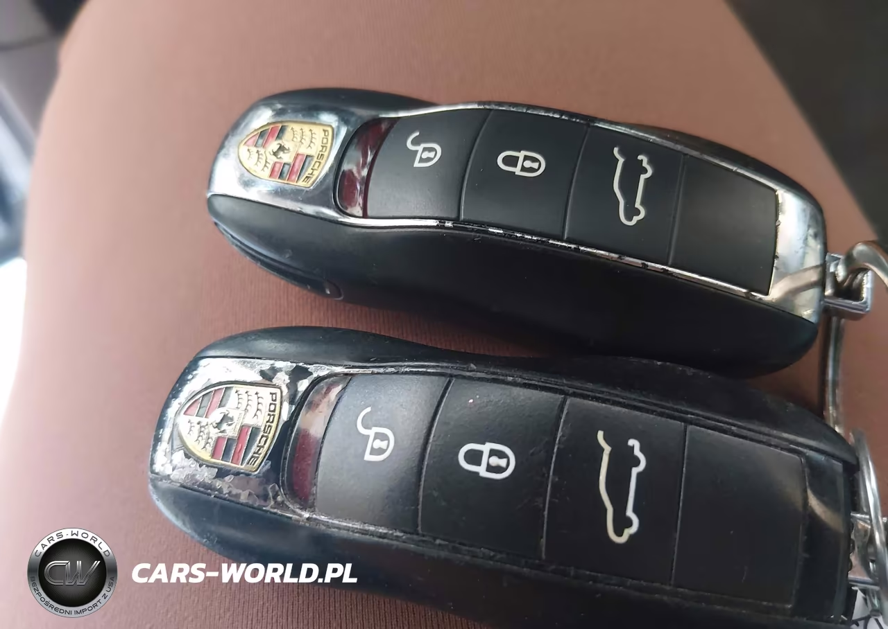 2014 Porsche Cayenne Platinum Edition VIN:WP1AA2A26ELA94497 - 11