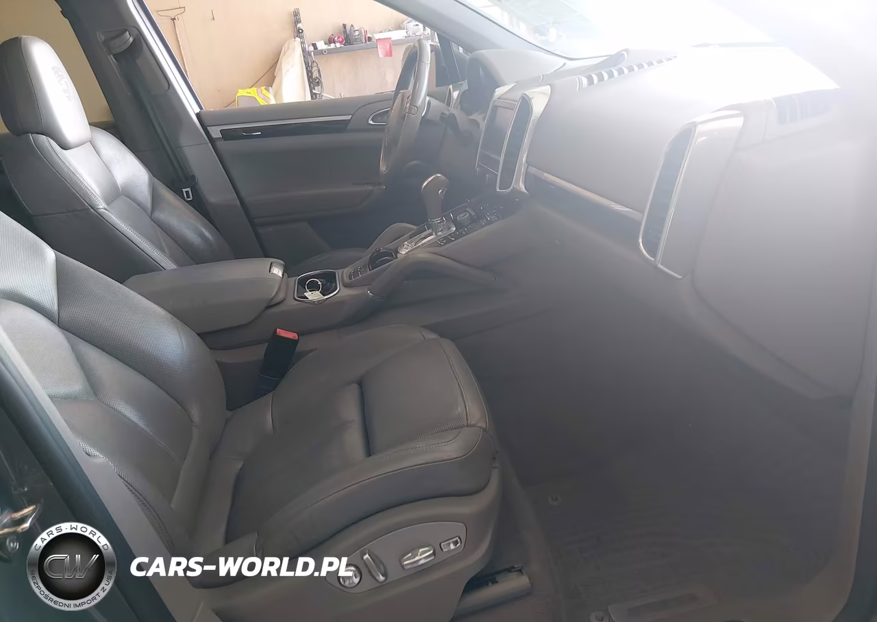 2014 Porsche Cayenne Platinum Edition VIN:WP1AA2A26ELA94497 - 5