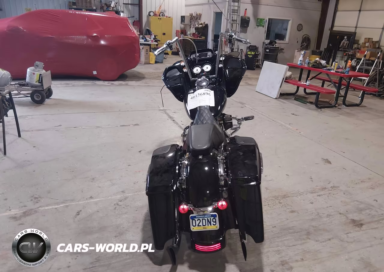 2013 Harley-Davidson Fltrx Road Glide Custom VIN:1HD1KHM16DB635085 - 6