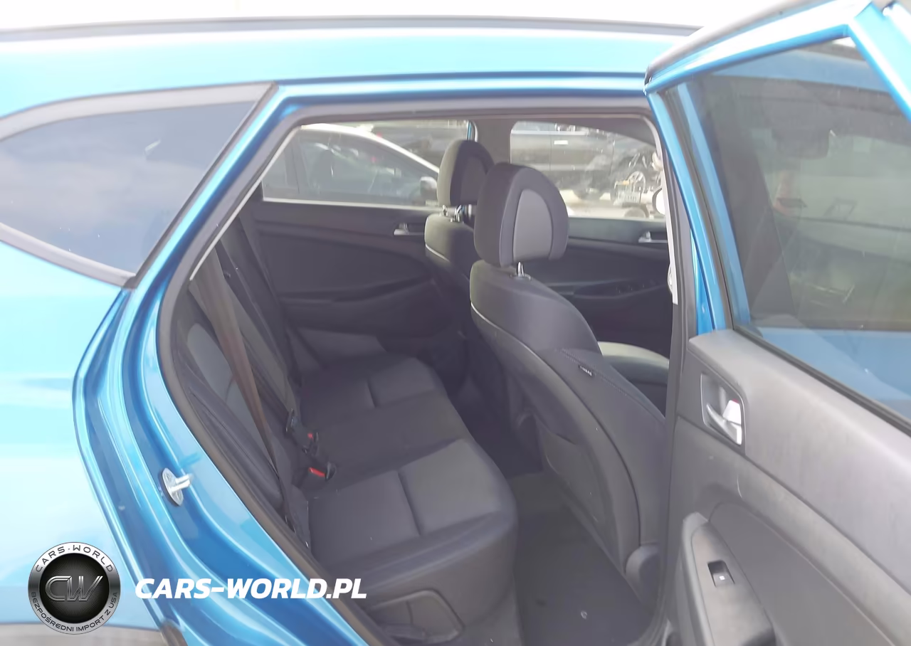 2018 Hyundai Tucson Value VIN:KM8J3CA28JU738969 - 8
