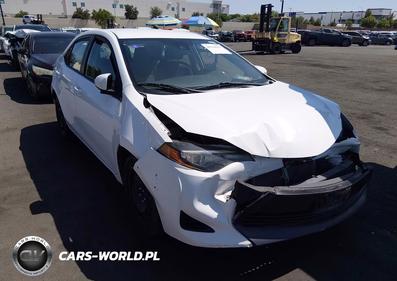 2017 Toyota Corolla Le VIN:2T1BURHE9HC803828 - 13