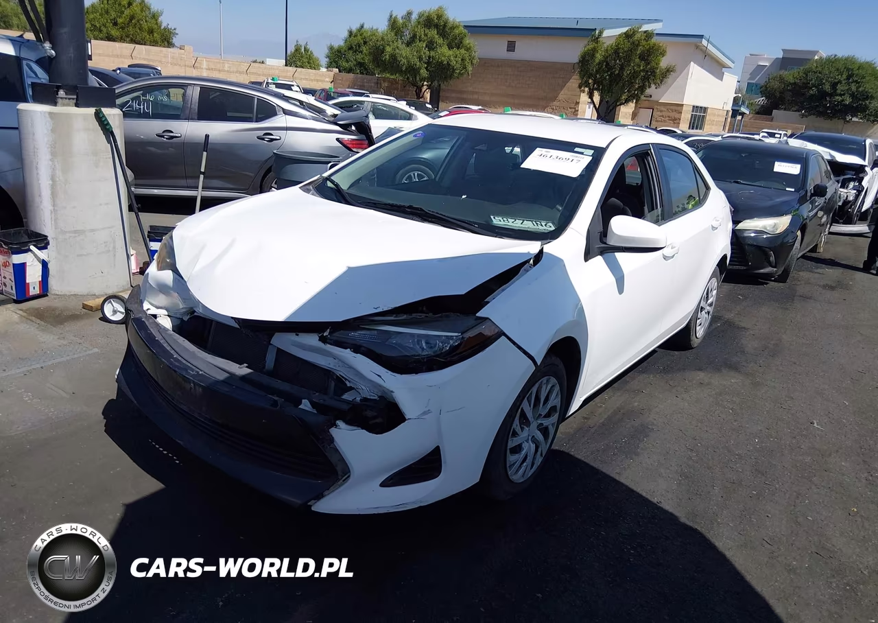 2017 Toyota Corolla Le VIN:2T1BURHE9HC803828 - 2