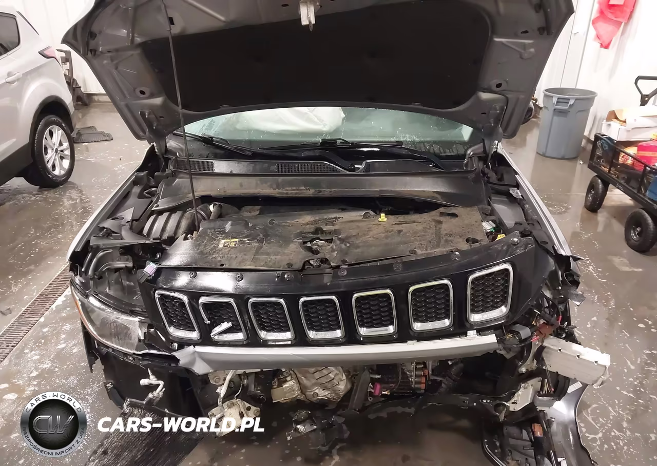 2018 Jeep Compass Sport 4X4 VIN:3C4NJDAB7JT192435 - 10