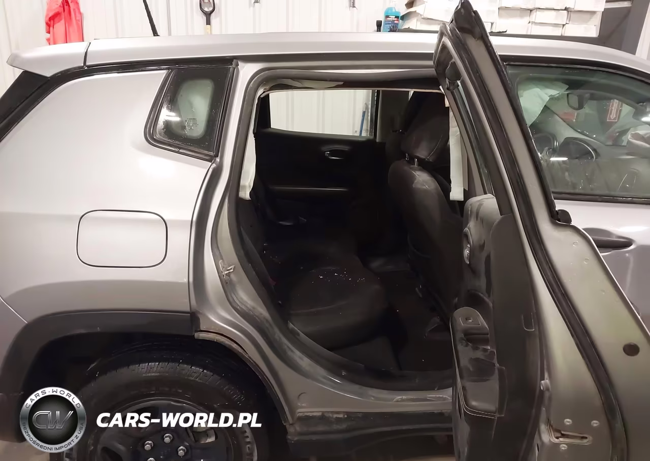 2018 Jeep Compass Sport 4X4 VIN:3C4NJDAB7JT192435 - 8