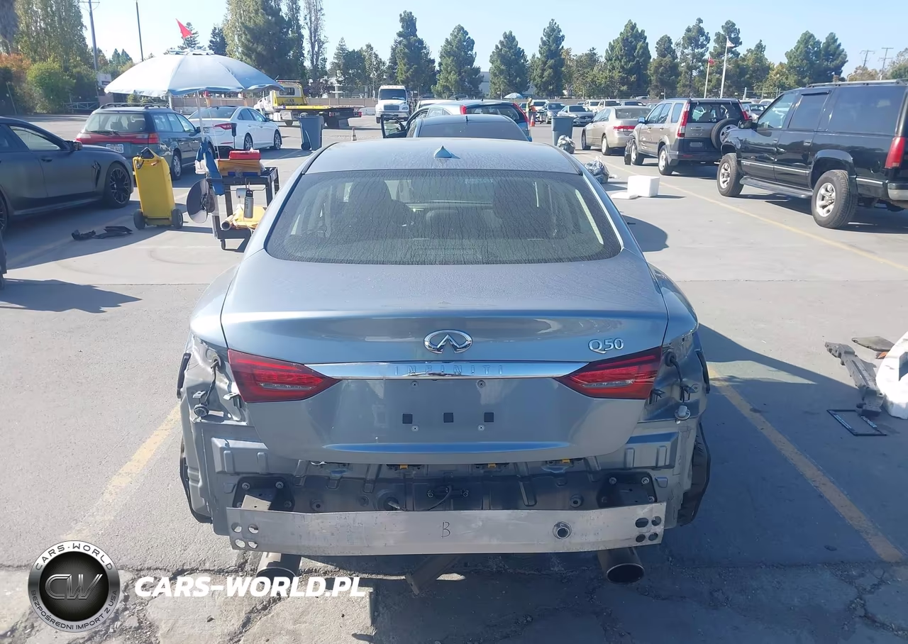 2018 Infiniti Q50 3.0T Luxe VIN:JN1EV7AP0JM363360 - 17