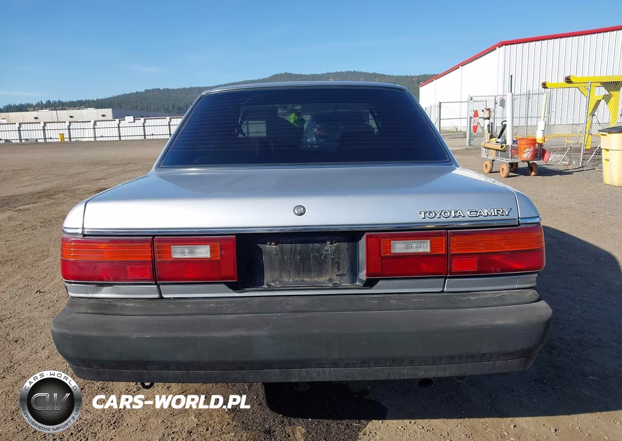 1988 Toyota Camry VIN:JT2SV24E5J3213420 - 16