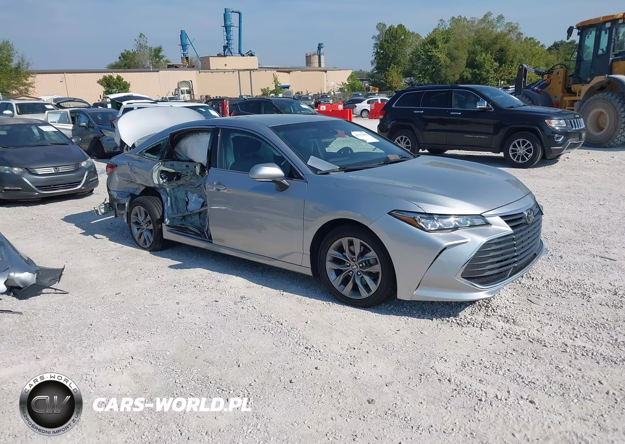 2022 Toyota Avalon Xle