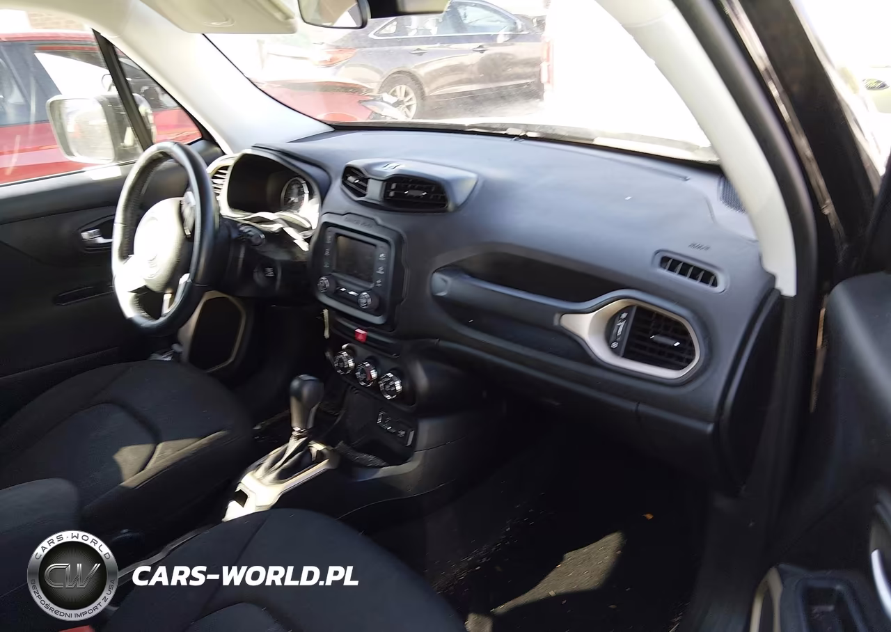 2016 Jeep Renegade Latitude VIN:ZACCJABT4GPD62974 - 5