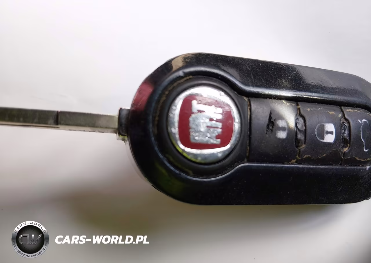 2015 Fiat 500 Sport VIN:3C3CFFBR2FT710625 - 11