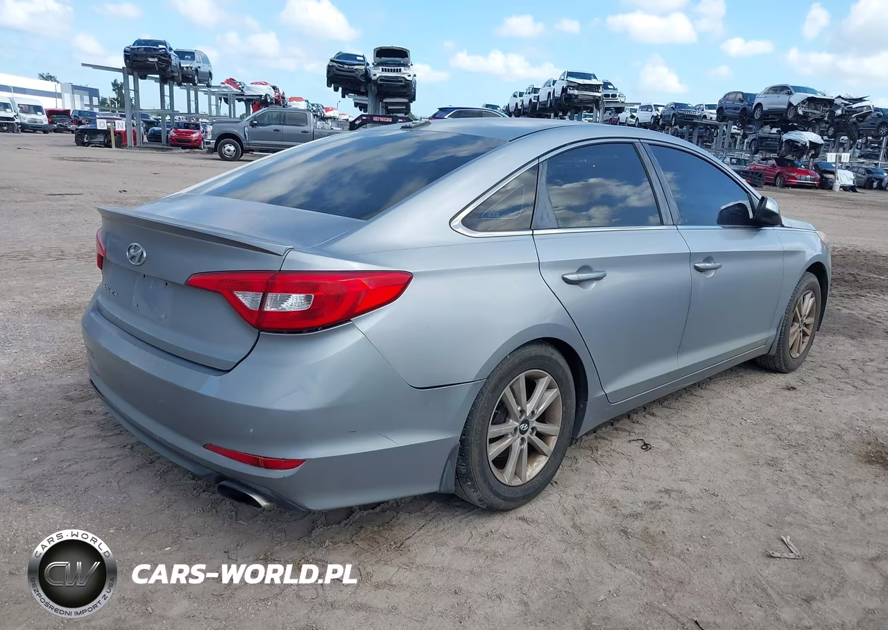 2015 Hyundai Sonata Se VIN:5NPE24AF1FH071262 - 4
