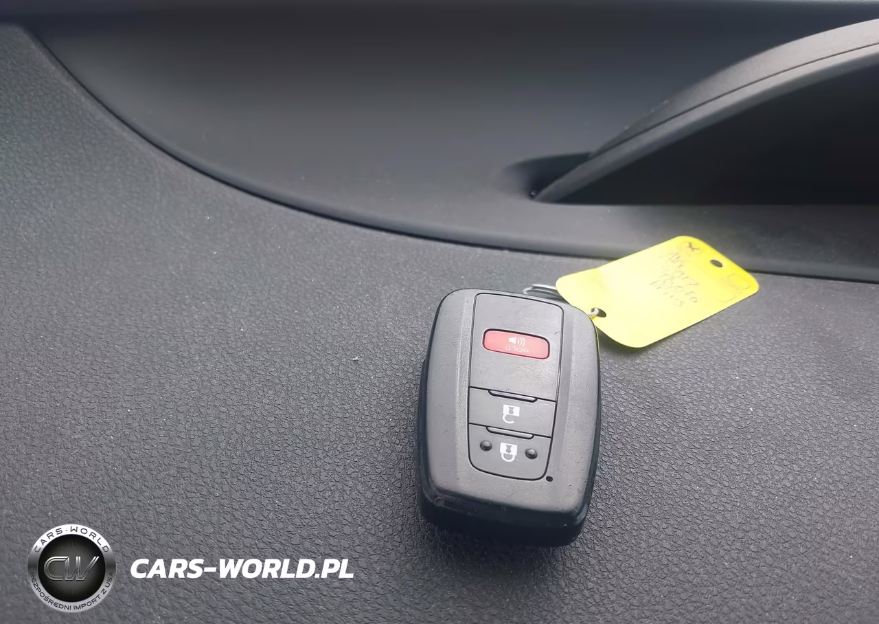 2017 Toyota Prius Four VIN:JTDKARFU9H3038809 - 11