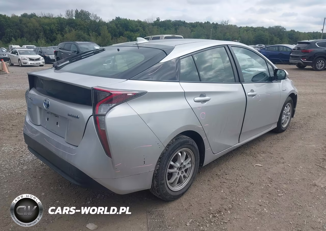 2017 Toyota Prius Four VIN:JTDKARFU9H3038809 - 4