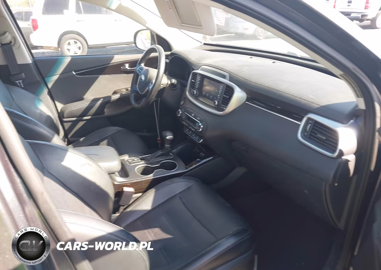 2020 Kia Sorento 3.3L Ex VIN:5XYPHDA5XLG652471 - 5