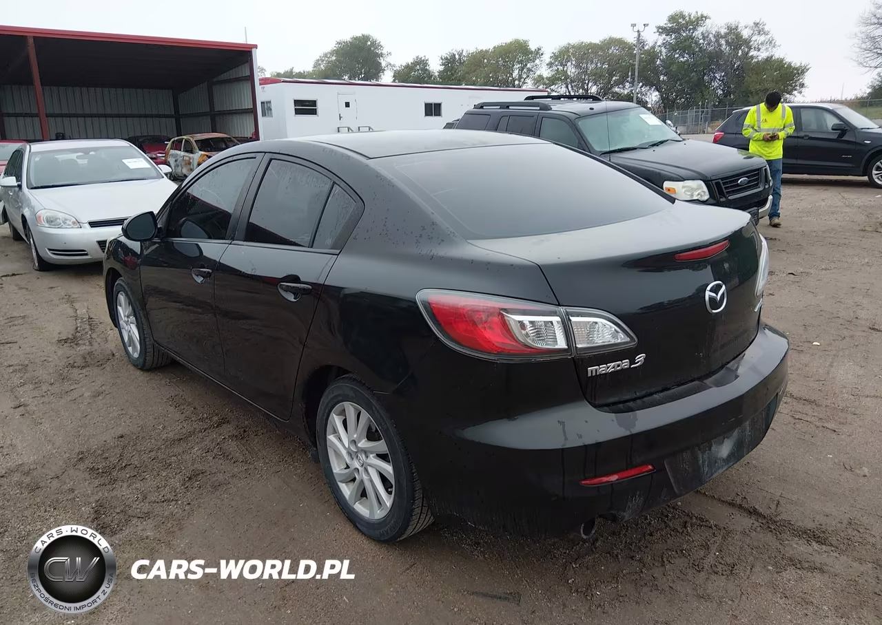 2012 Mazda Mazda3 I Touring VIN:JM1BL1V76C1572989 - 3