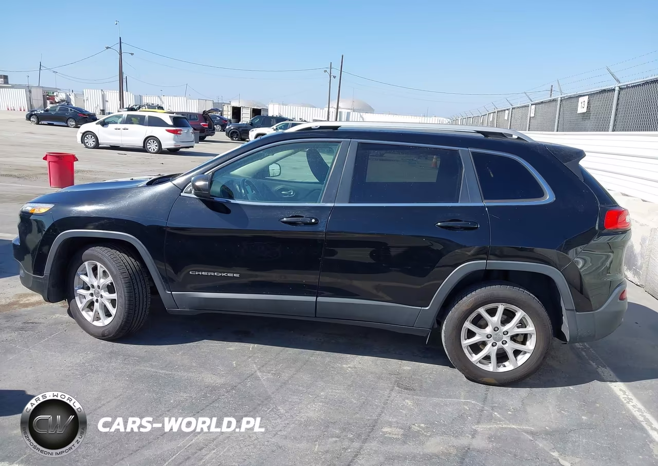 2017 Jeep Cherokee Latitude Fwd VIN:1C4PJLCB8HD221585 - 14
