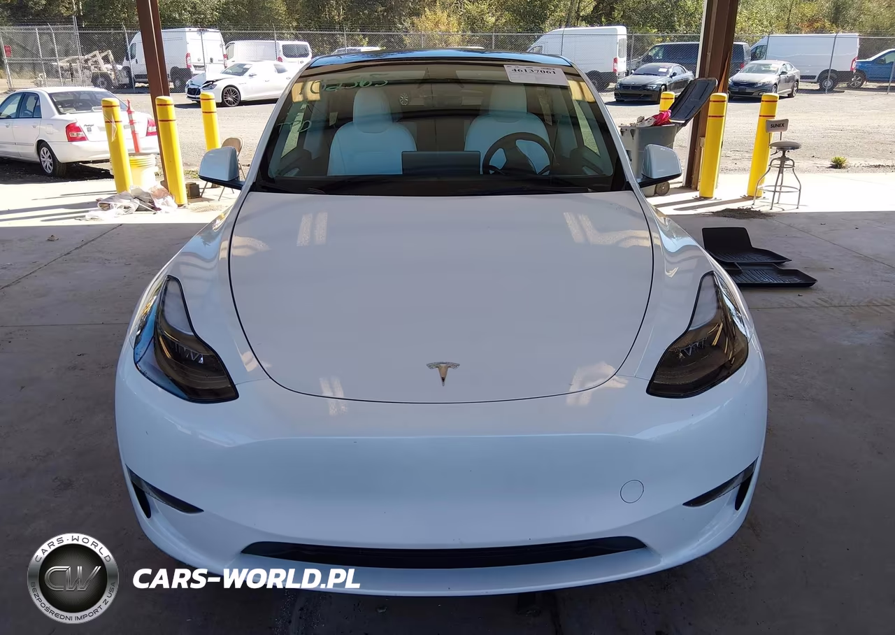 2024 Tesla Model Y Long Range Dual Motor All-Wheel Drive VIN:7SAYGDEEXRF047760 - 11