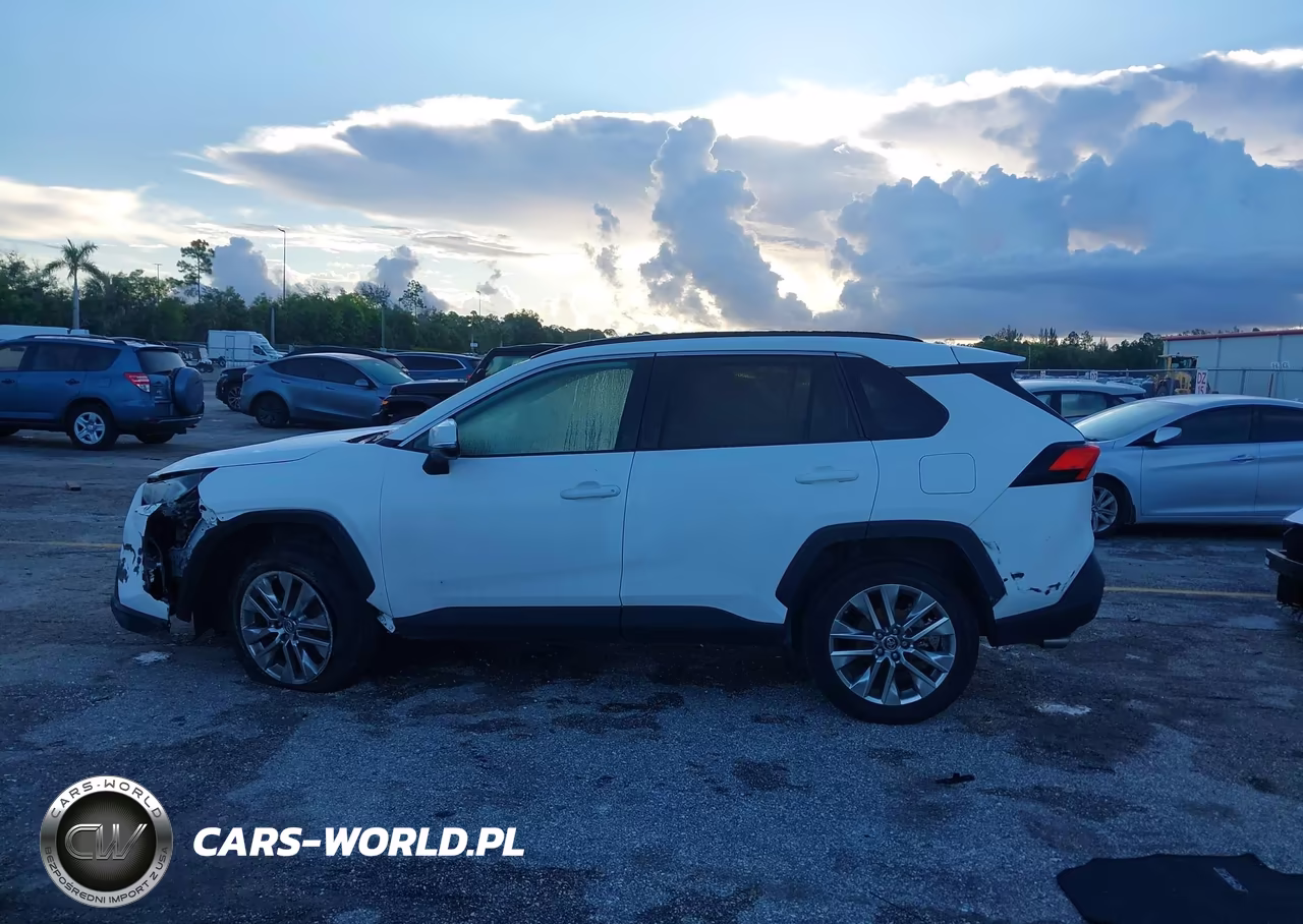 2019 Toyota Rav4 Xle Premium VIN:2T3C1RFV2KC023202 - 14
