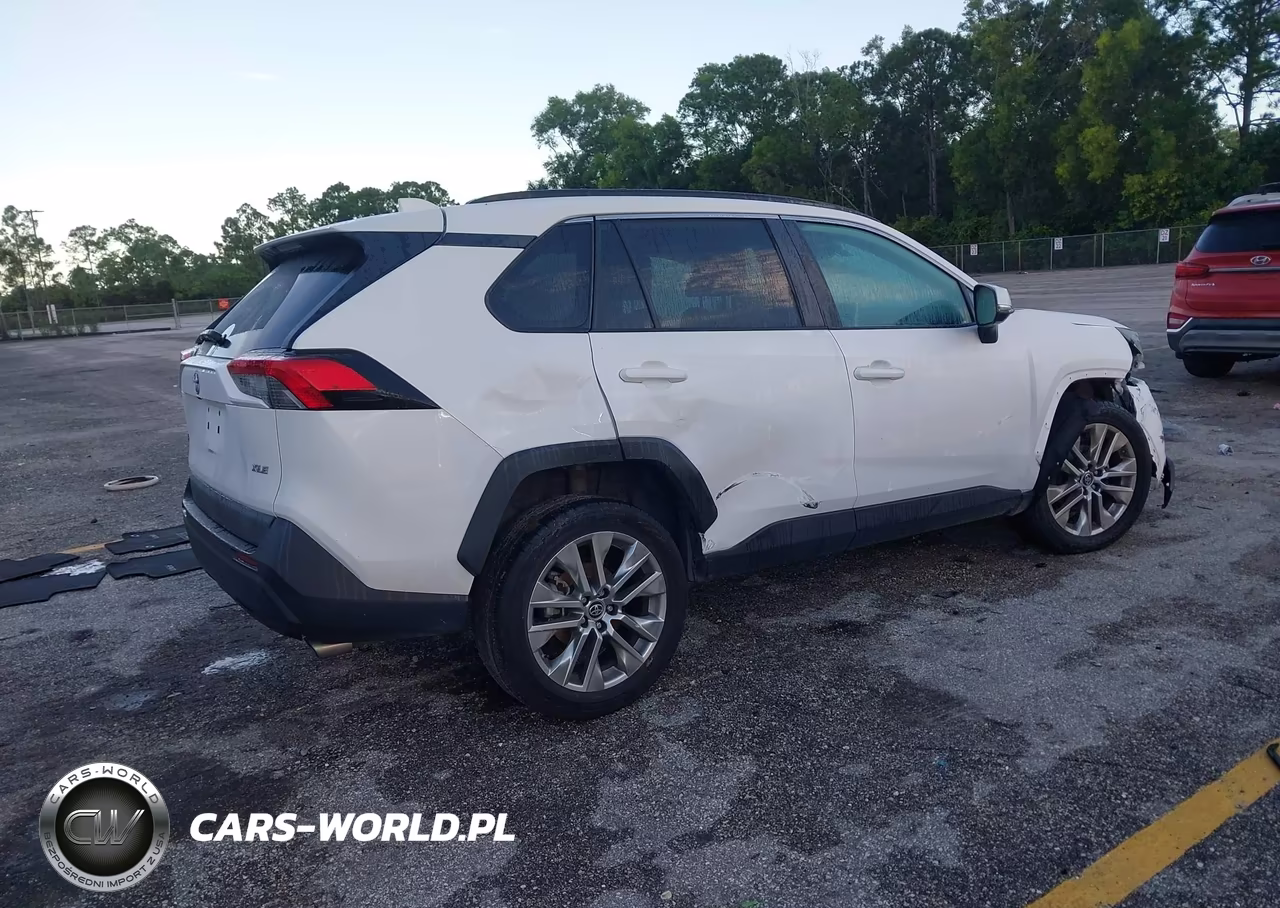 2019 Toyota Rav4 Xle Premium VIN:2T3C1RFV2KC023202 - 4
