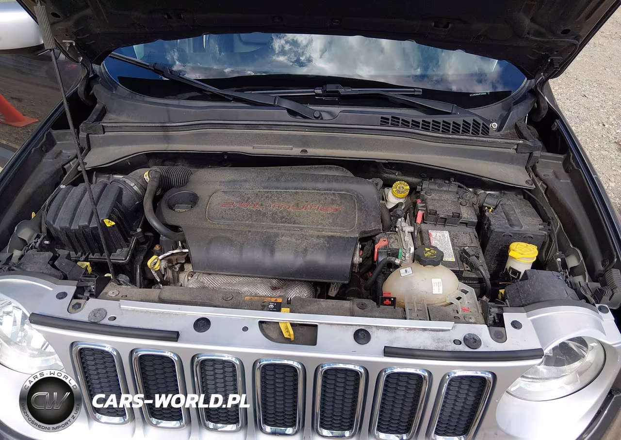 2018 Jeep Renegade Limited 4X4 VIN:ZACCJBDB8JPG89685 - 10