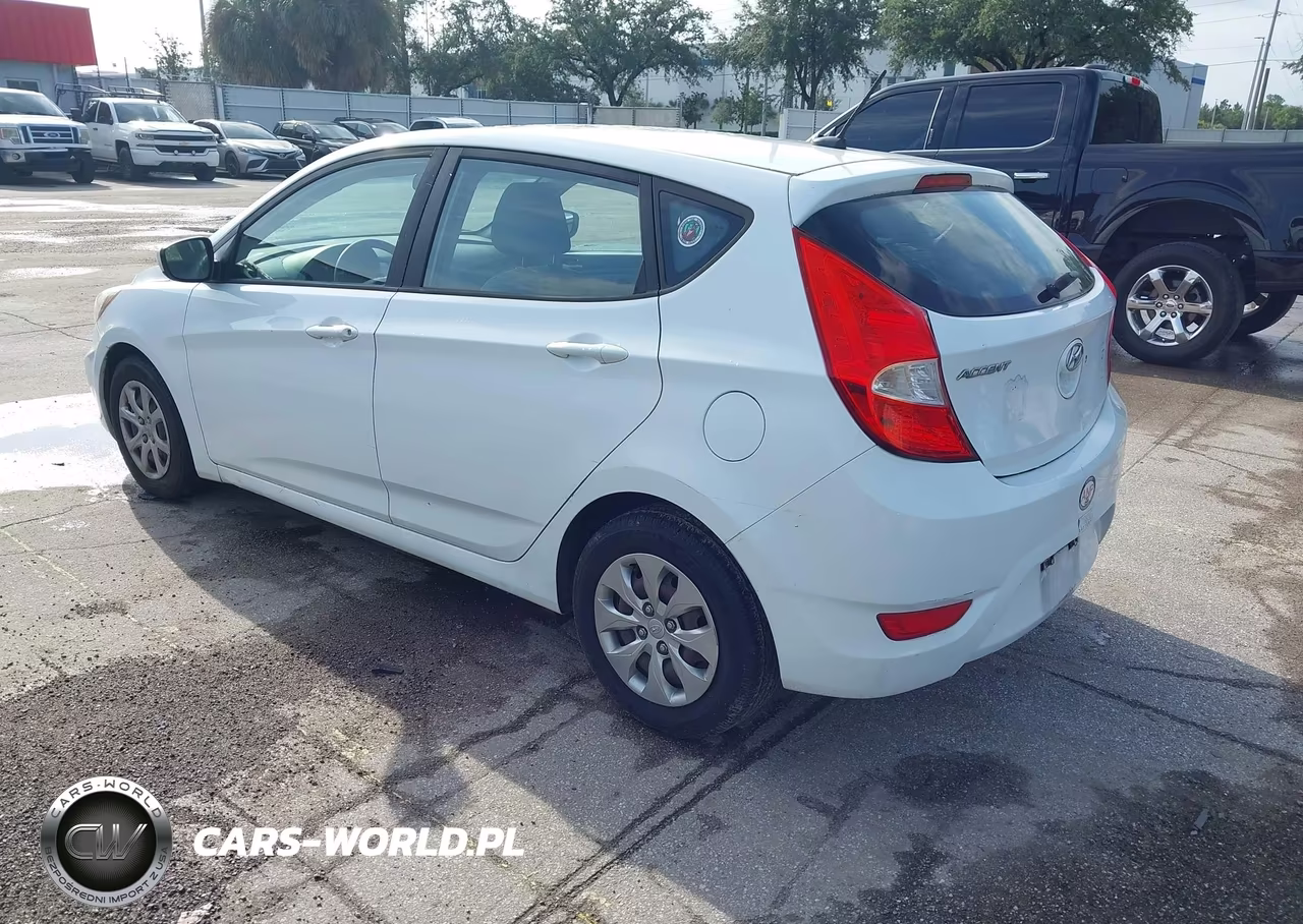 2017 Hyundai Accent Se VIN:KMHCT5AE4HU334950 - 3