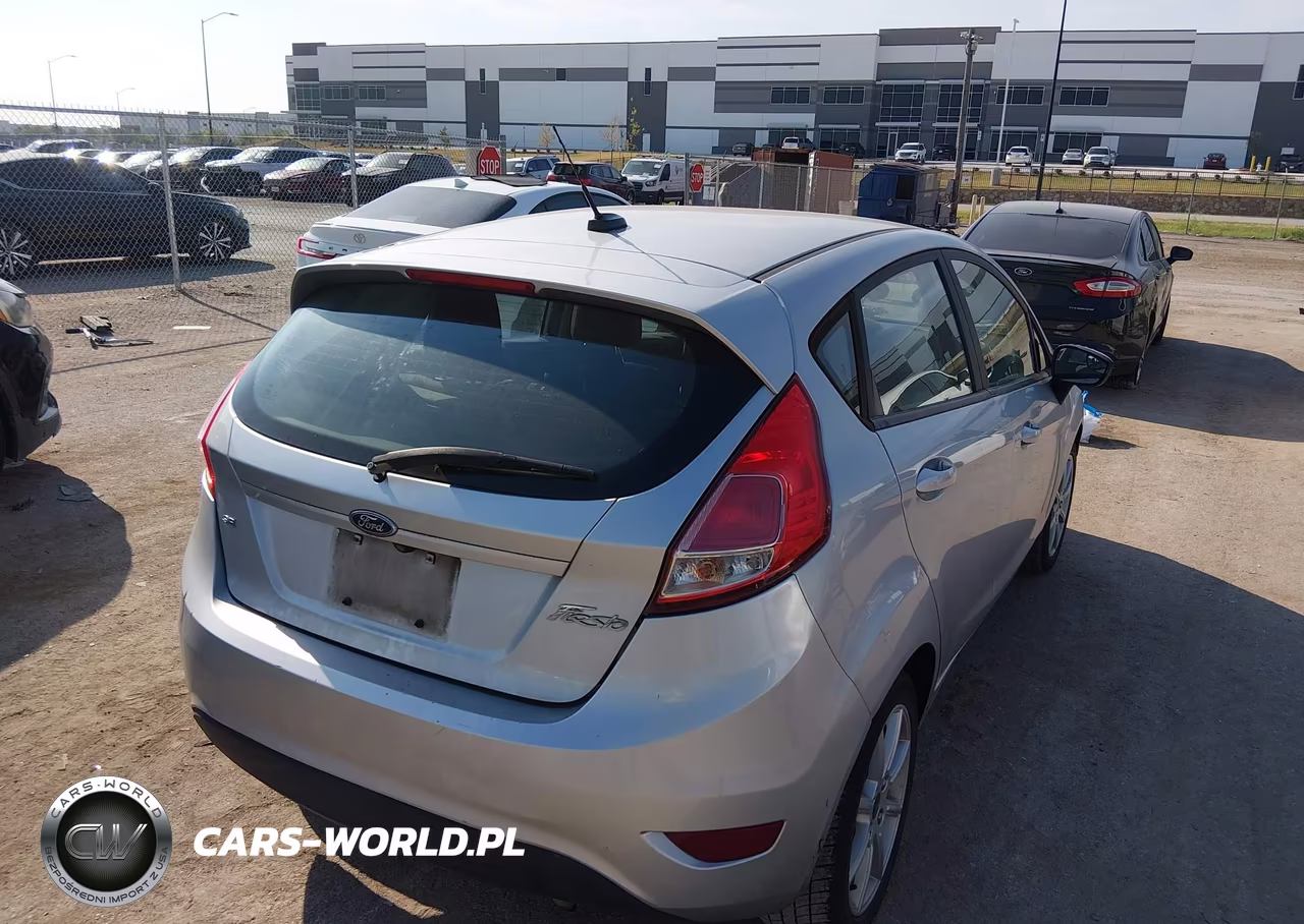 2019 Ford Fiesta Se VIN:3FADP4EJ3KM106020 - 4