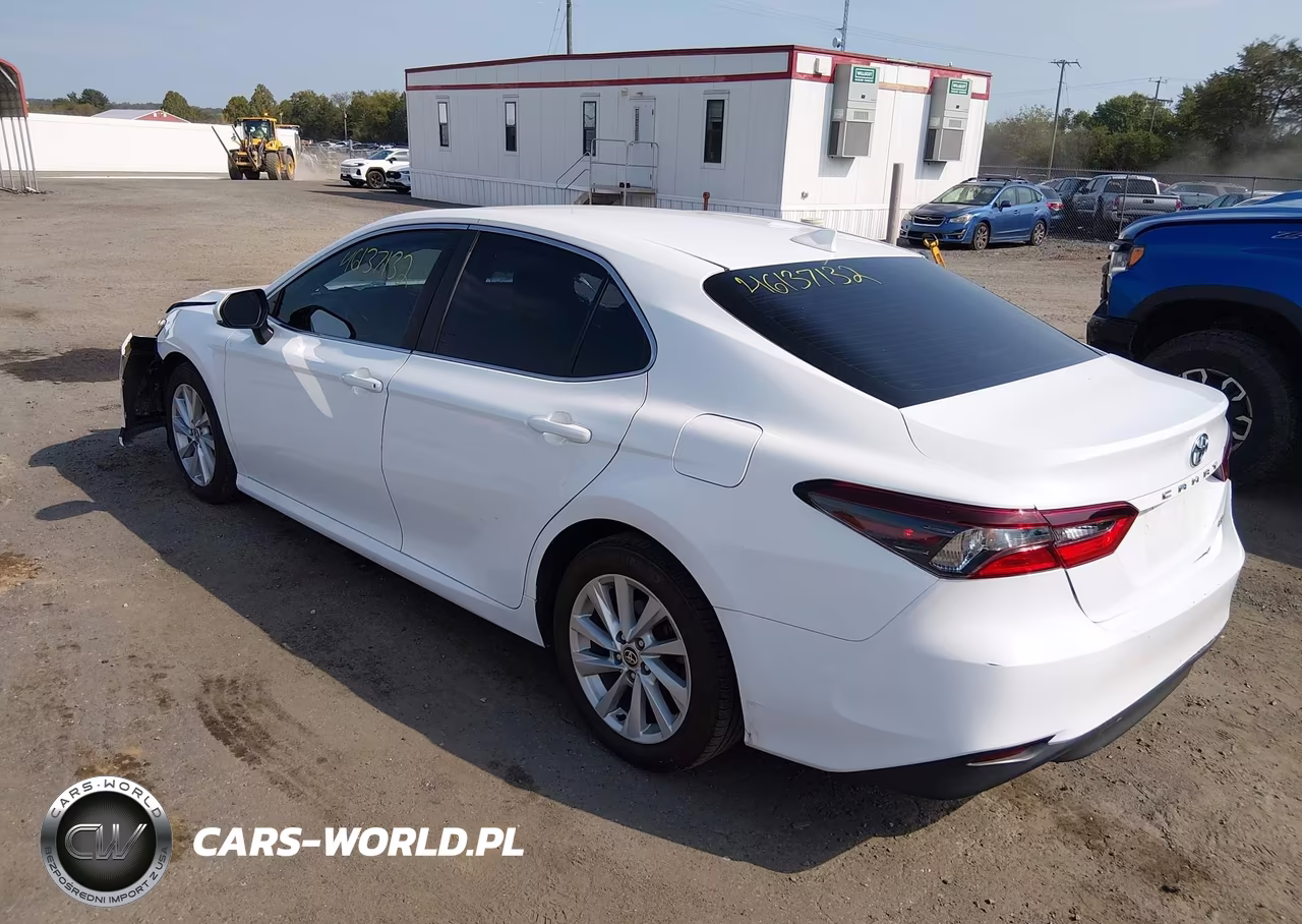 2021 Toyota Camry Le VIN:4T1C11AK7MU408392 - 3